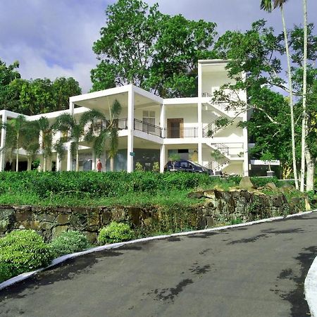 Отель Akoya Pearl Ратнапура Экстерьер фото